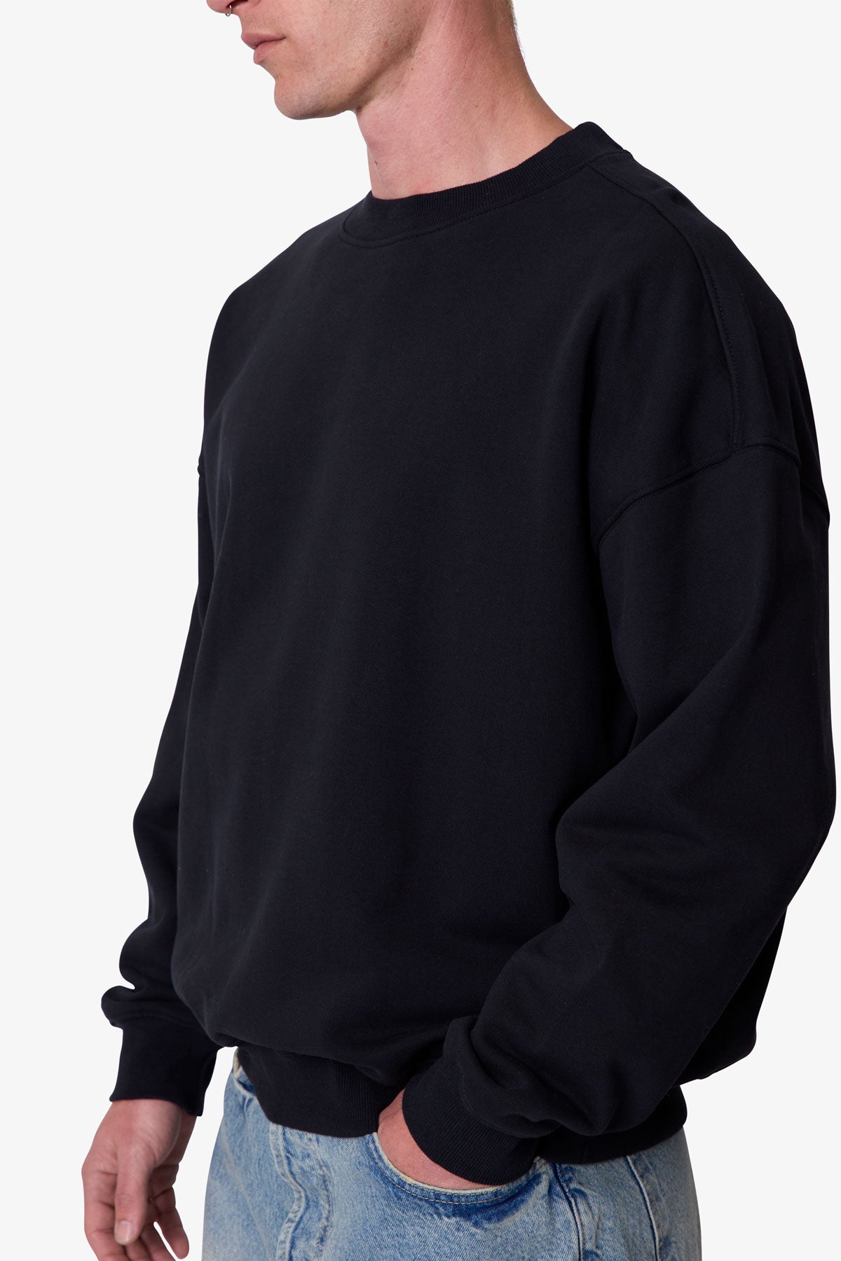 Heavy Basic Crewneck Sweater - Black