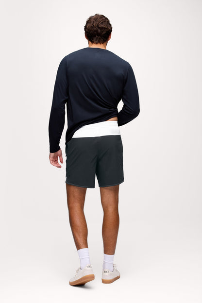 Contrast Panel Refine Short | Black/White