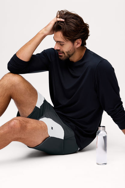 Contrast Panel Refine Short | Black/White