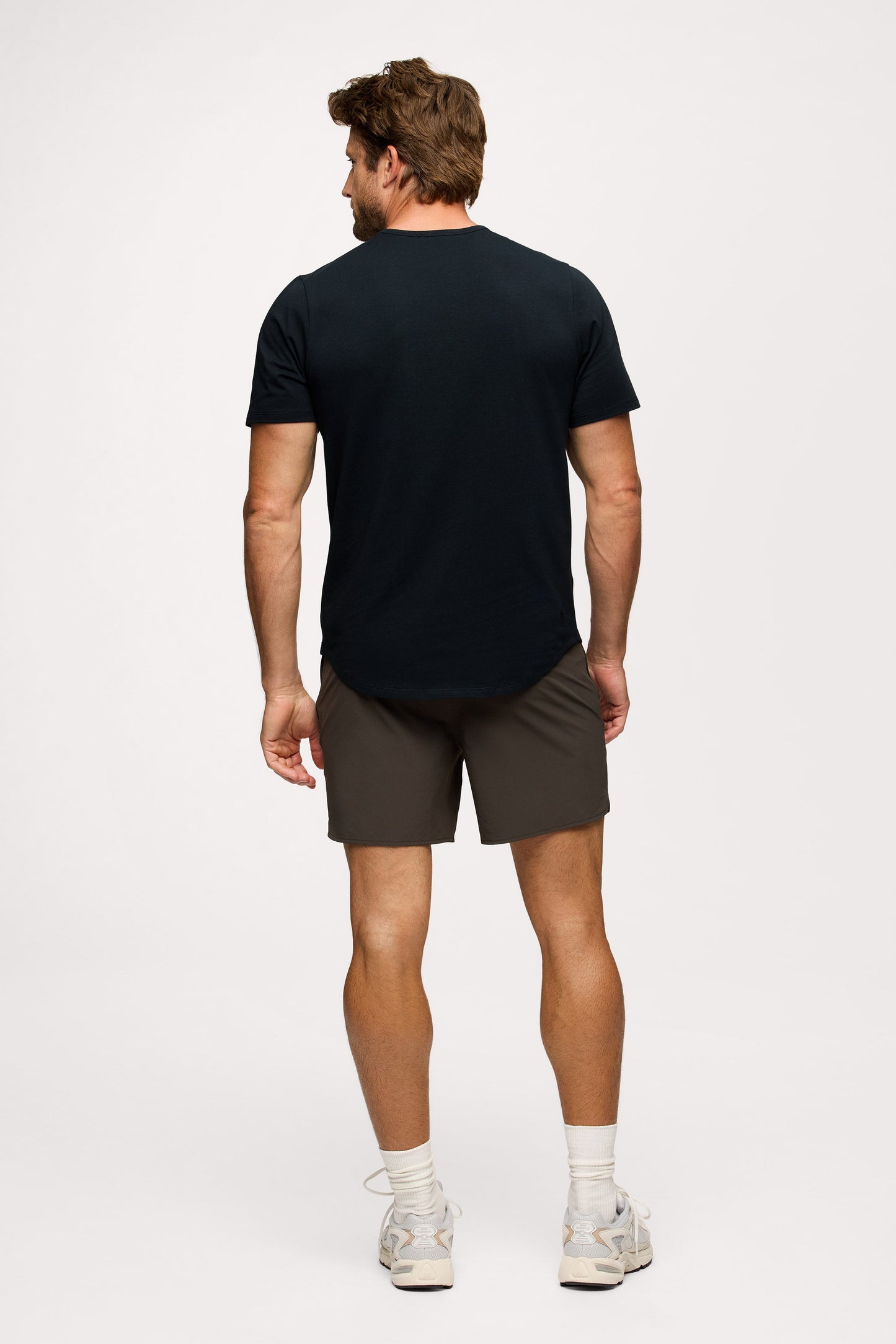 Freeform Curved Hem Tee | Black