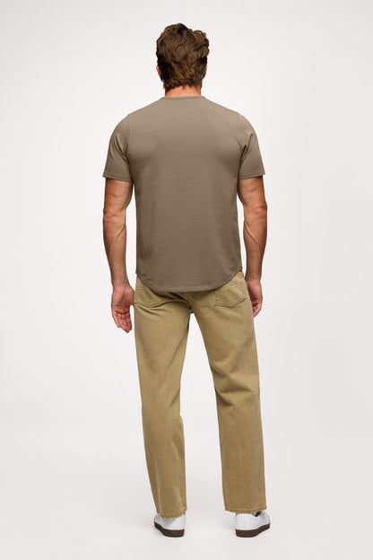 Freeform Curved Hem Tee | Mocha