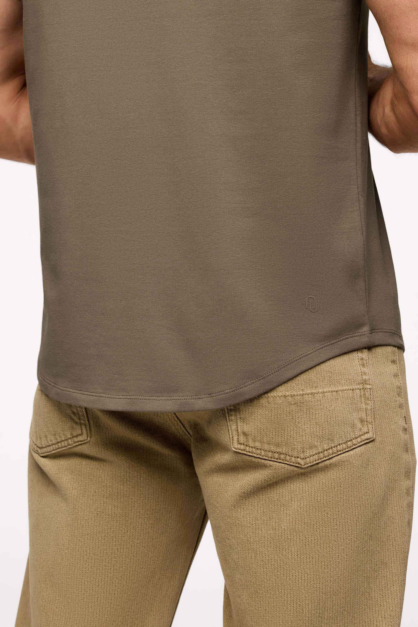 Freeform Curved Hem Tee | Mocha