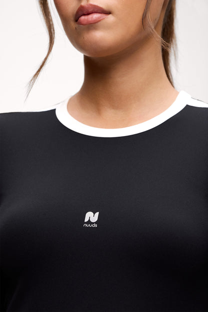 Motion Contrast Long Sleeve Top | Black