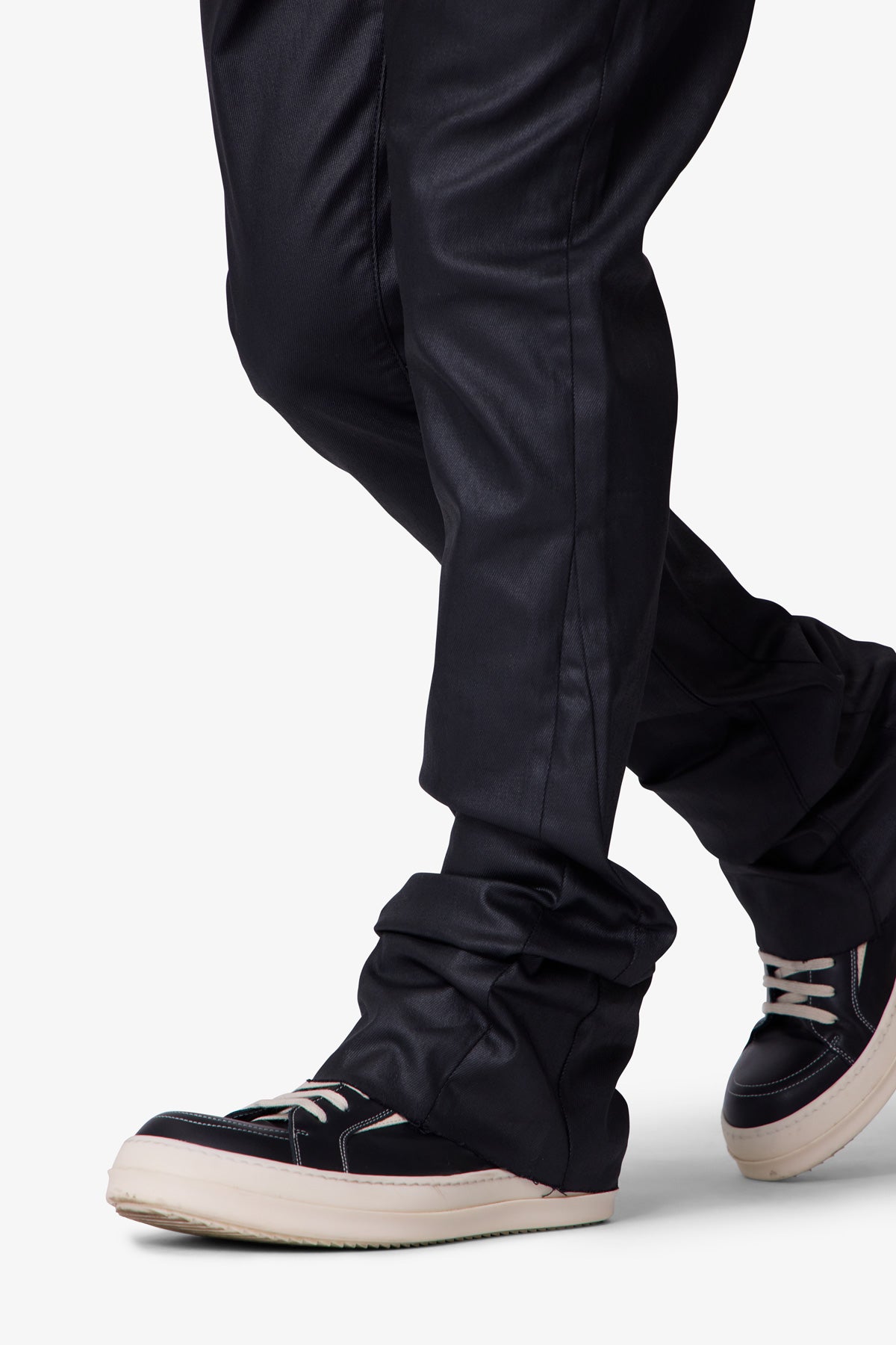 B447 Waxed Flare Denim - Black