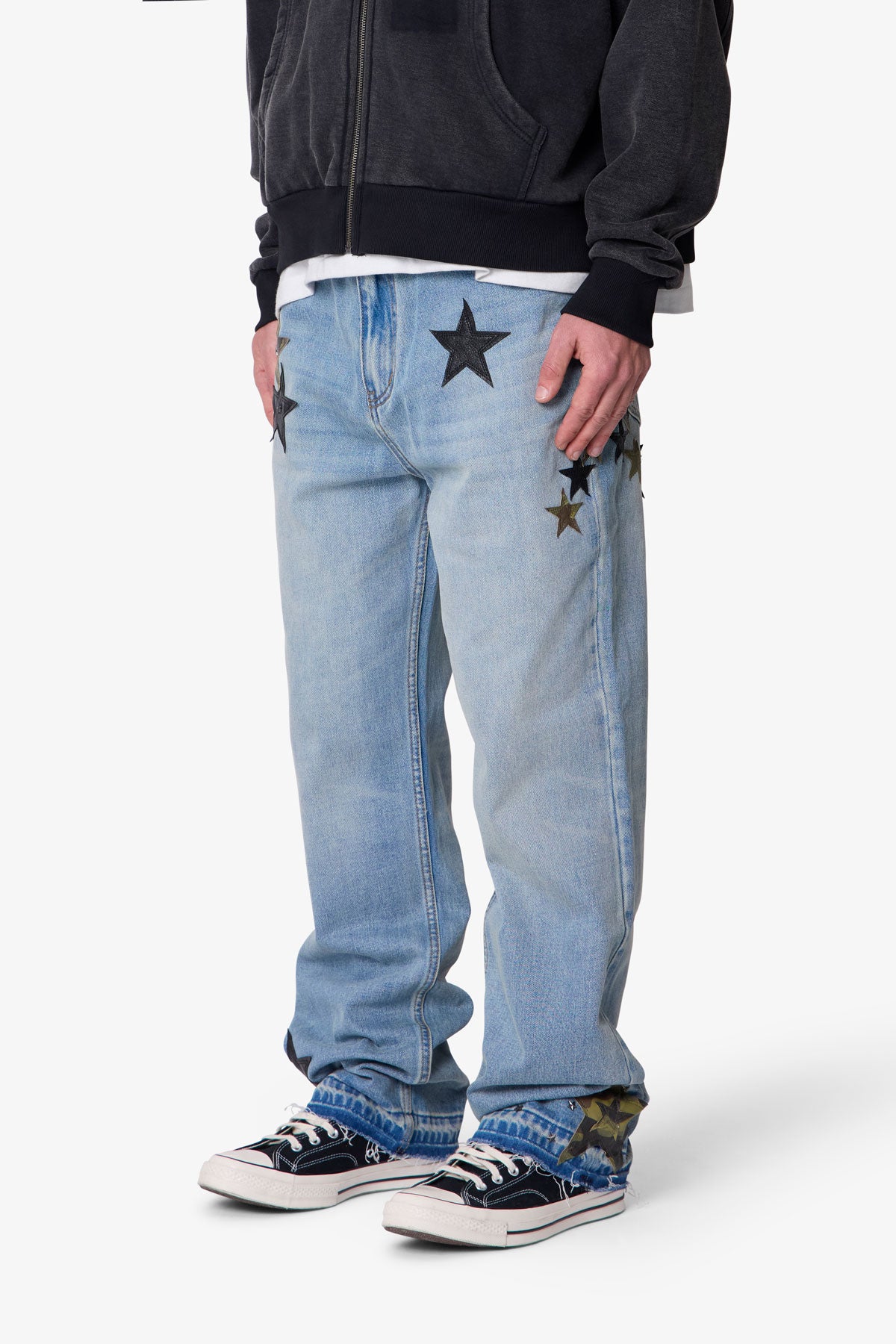Baggy Camo Star Patch Denim - Medium Blue