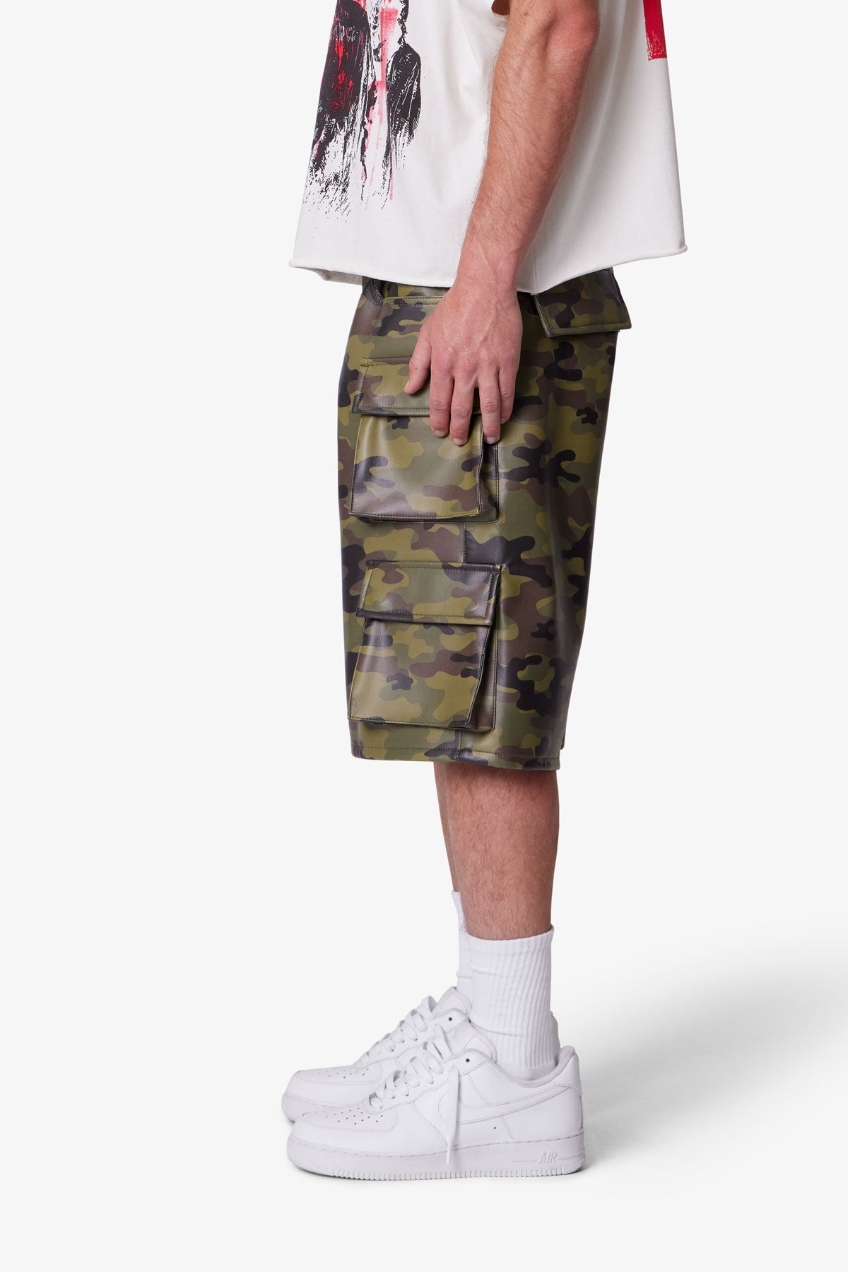 Baggy Leather Cargo Shorts - Camo