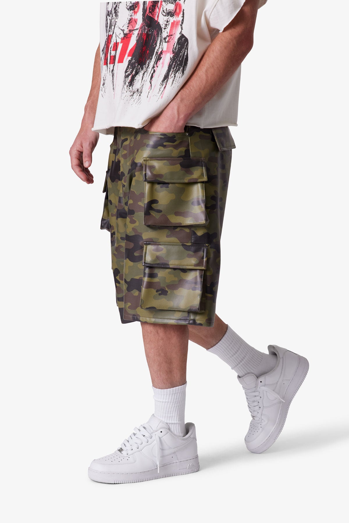 Baggy Leather Cargo Shorts - Camo