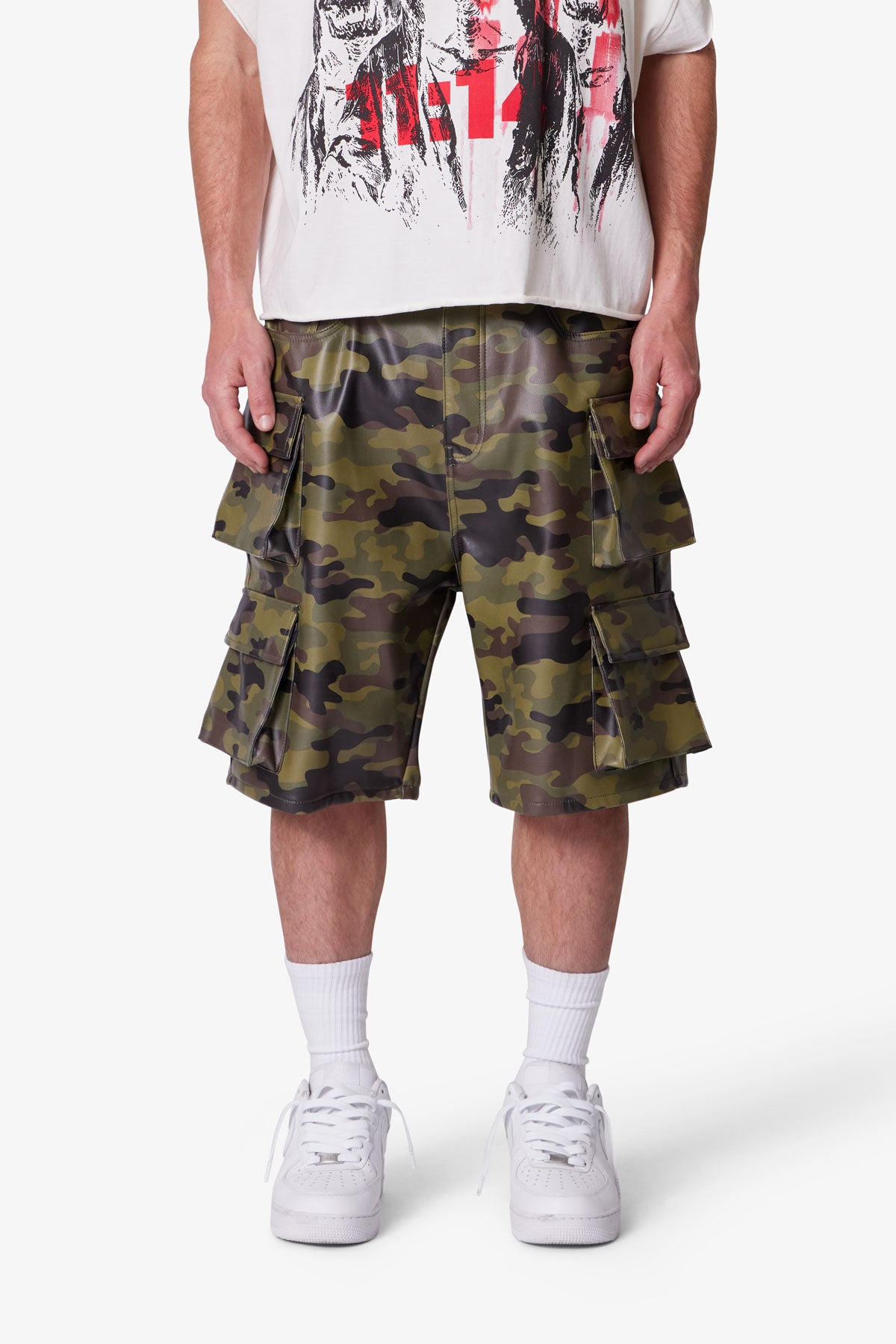 Baggy Leather Cargo Shorts - Camo