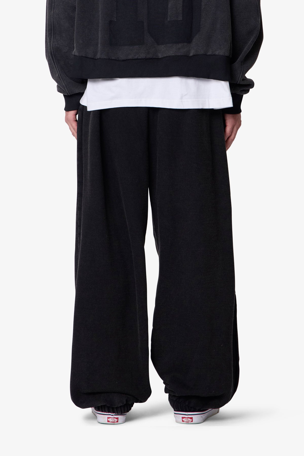 Cinched Baggy Sweatpants - Washed Black