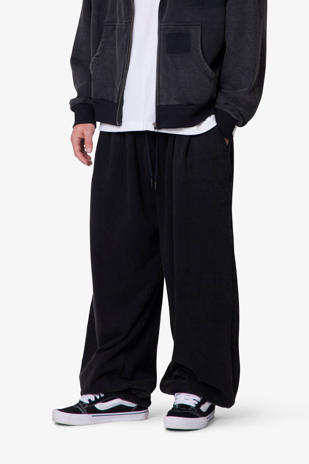 Cinched Baggy Sweatpants - Washed Black
