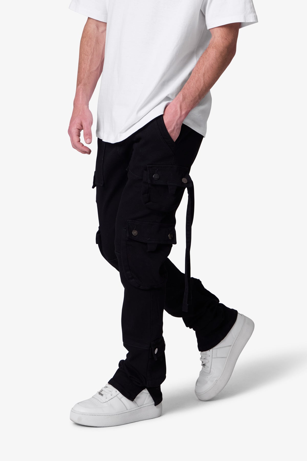 D152 Cargo Straight Denim - Black