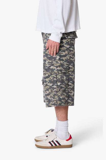 Distressed Ultra Baggy Cargo Shorts - Camo