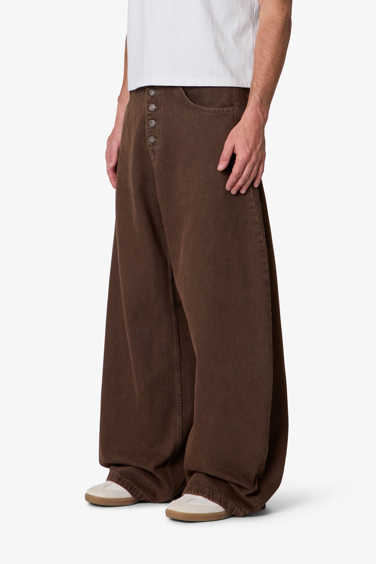 Exposed Shank Barrel Denim - Brown