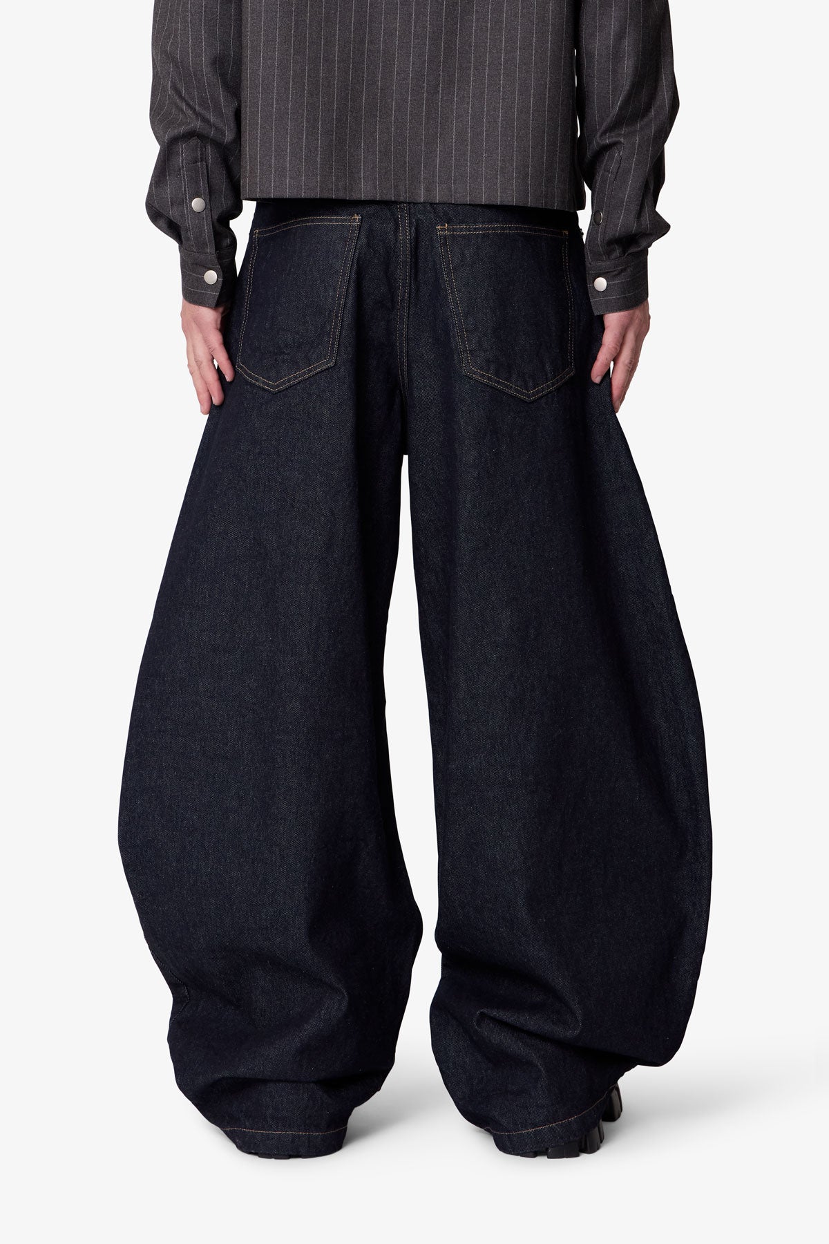 Exposed Shank Barrel Denim - Rinsed Indigo