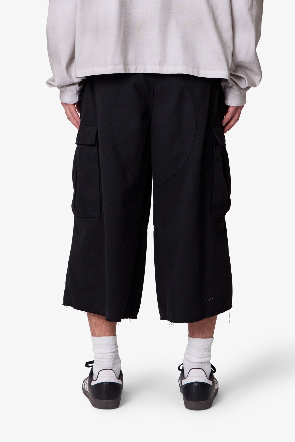 Extra Long Cargo Shorts - Black