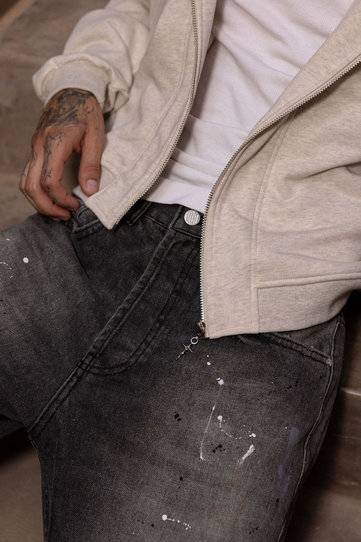 G:04 Painted Denim - Washed Black