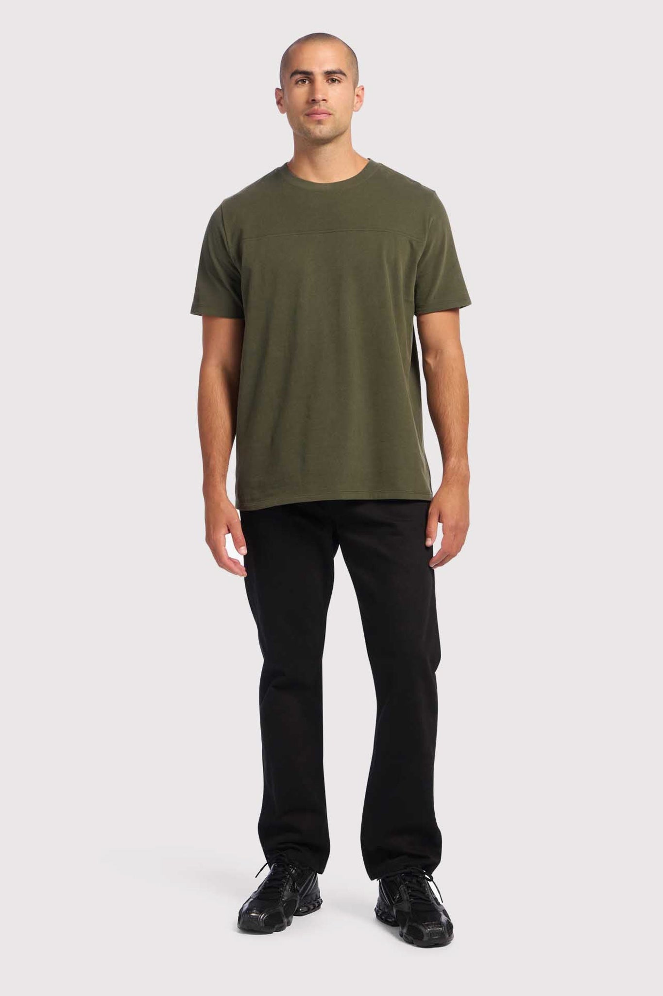 Men's Steady Seamed Tee | Darkest Olive