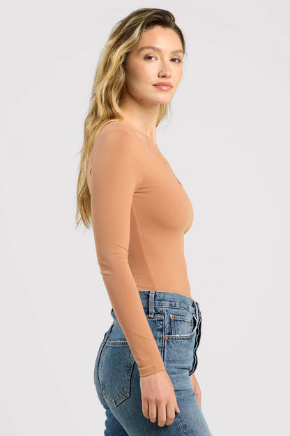 Long Sleeve Scoop Neck Bodysuit | Clay