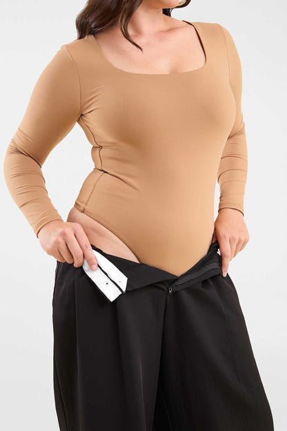 Long Sleeve Square Neck Bodysuit | Cinnamon
