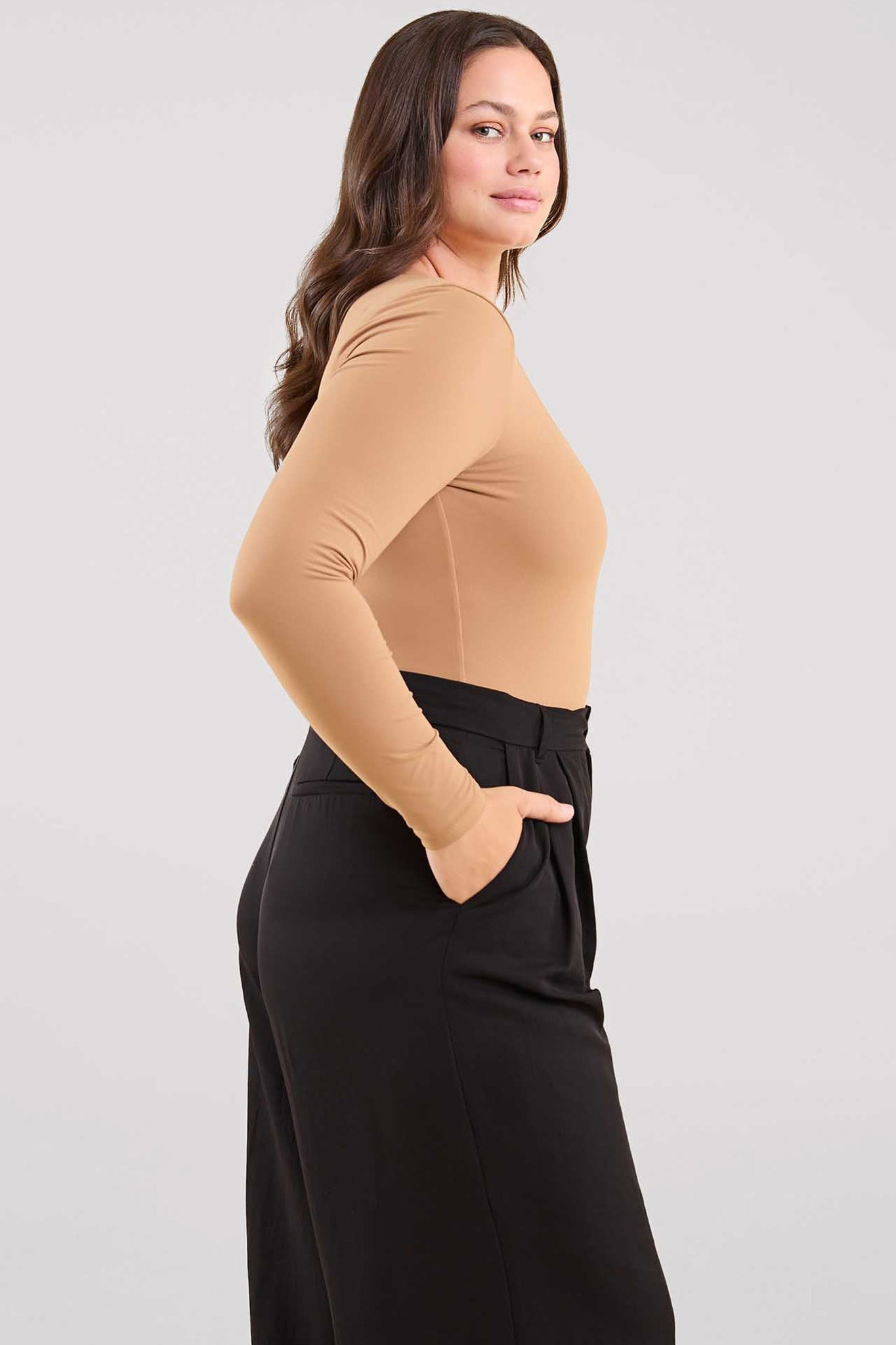 Long Sleeve Square Neck Bodysuit | Cinnamon