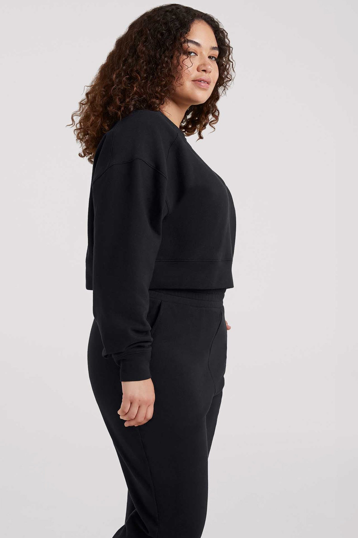 Cropped Crewneck Sweatshirt | Black