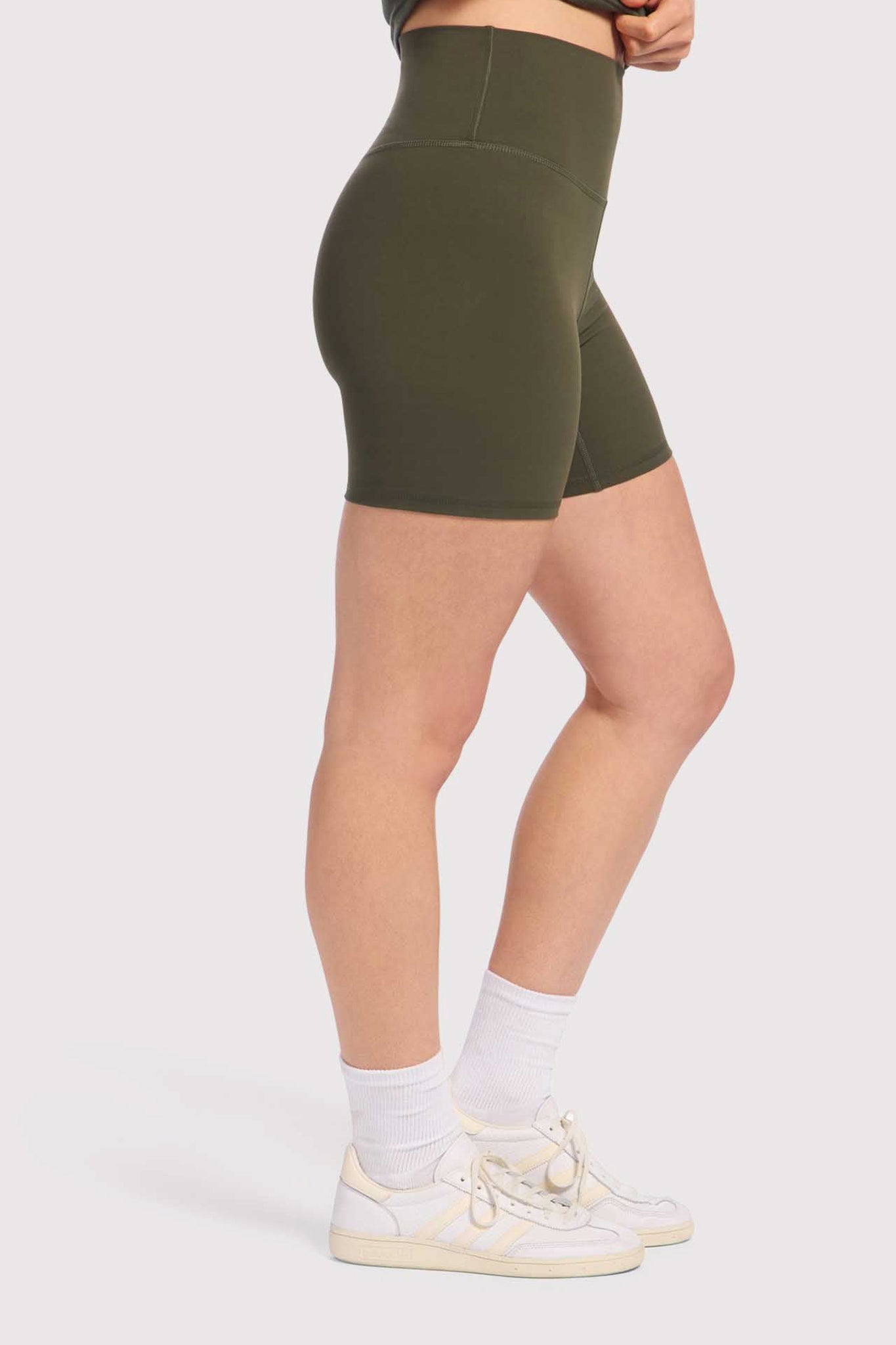 High-Waist Elevate Biker Short | Darkest Olive