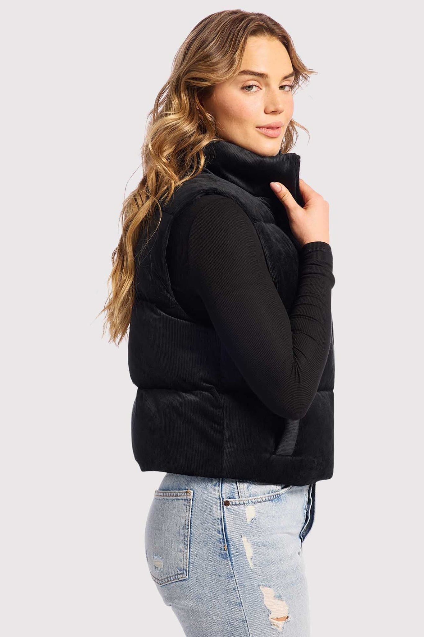 Ribbed Velour Puffer Vest | Black