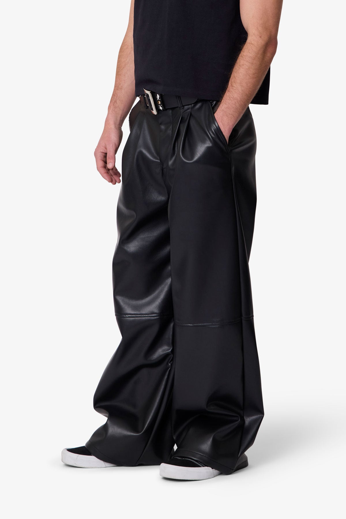 Leather Pleated Trouser - Black