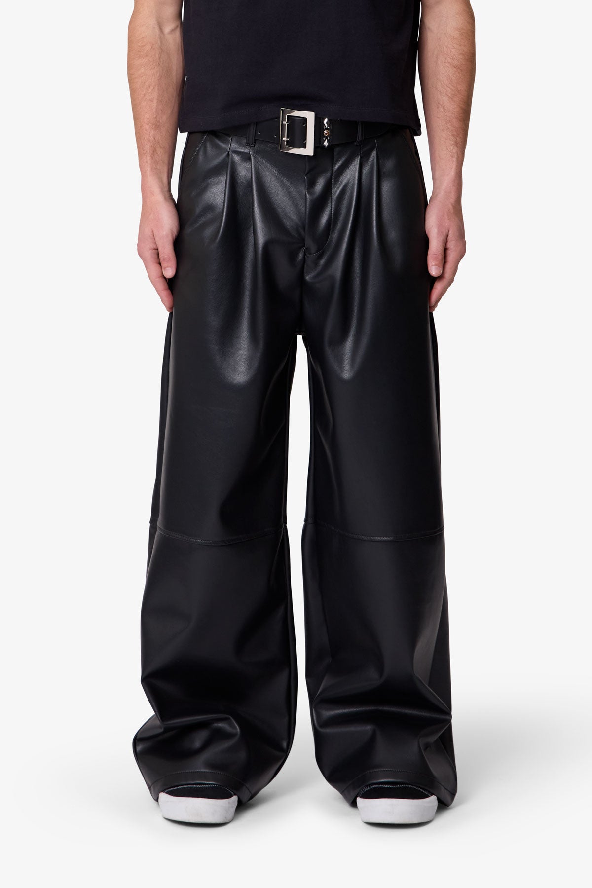 Leather Pleated Trouser - Black