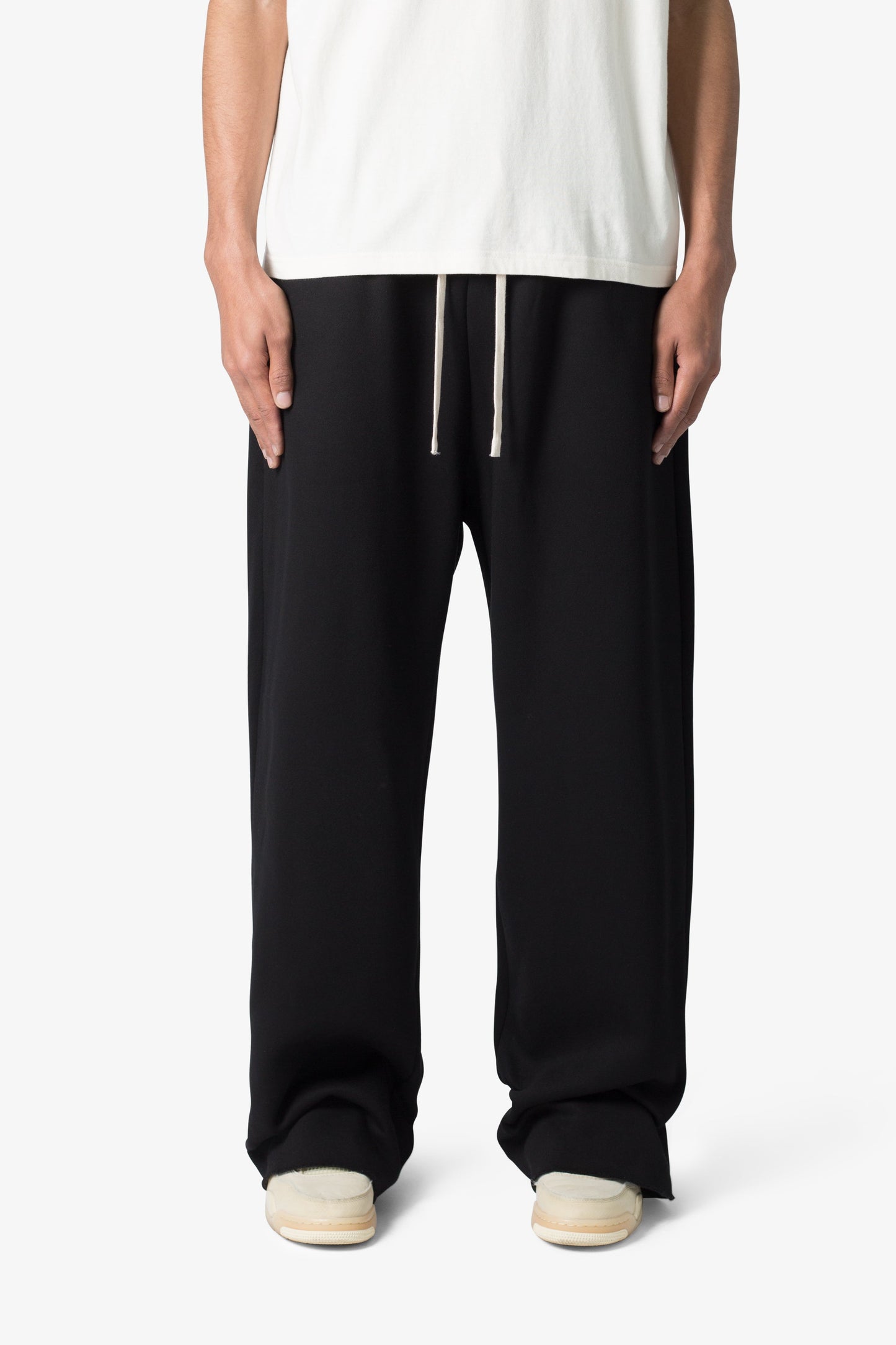 Lightweight Ultra Baggy Sweatpants - Black