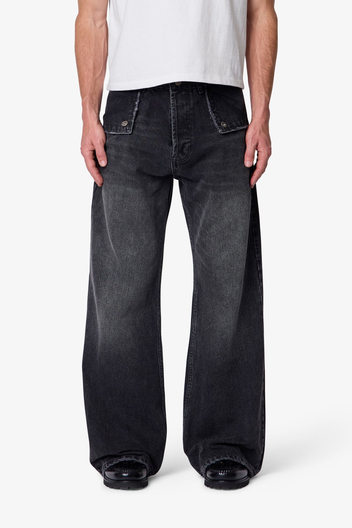 Mule Pocket Kick Flare Denim - Washed Black