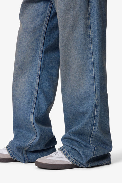 Mule Pocket Kick Flare Denim - Washed Blue