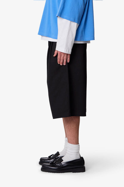 Pleated Twill Shorts - Black