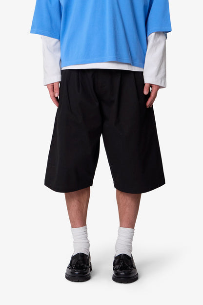 Pleated Twill Shorts - Black