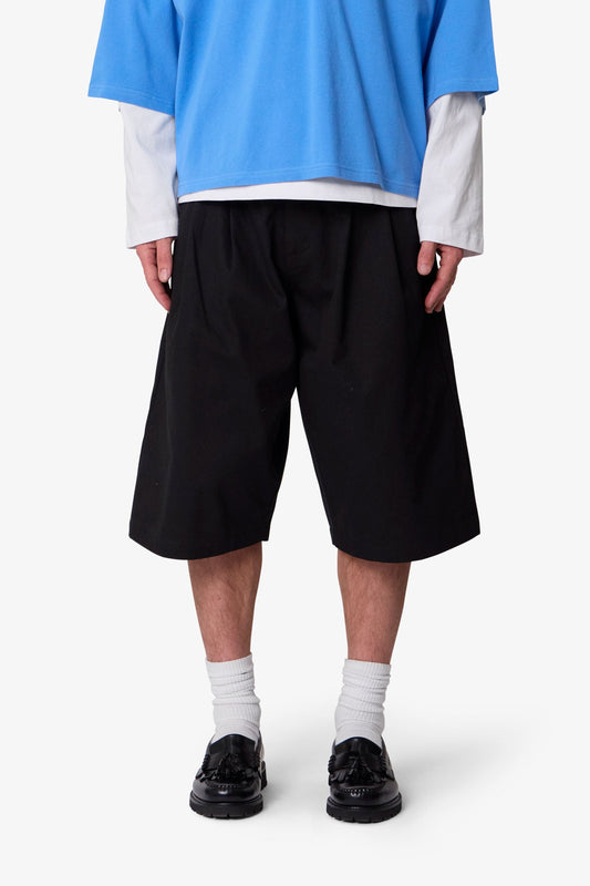 Pleated Twill Shorts - Black