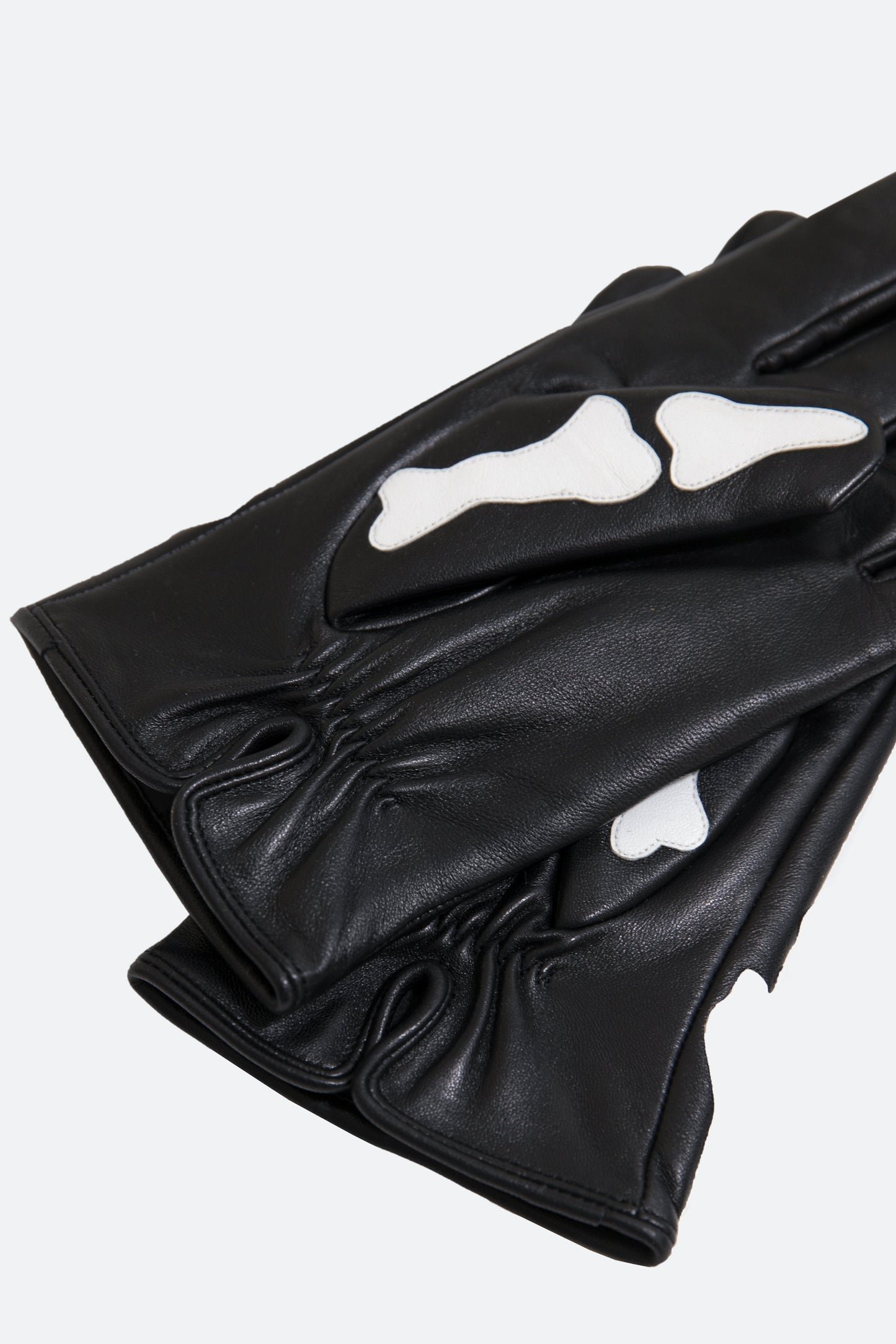 Skeleton Gloves - Black/White