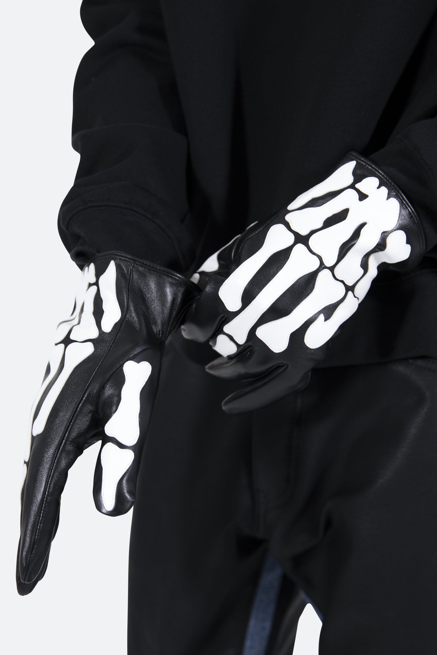 Skeleton Gloves - Black/White