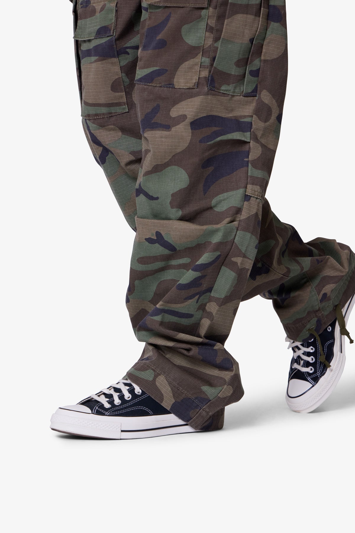 Ultra Baggy Cargo Pants - Camo