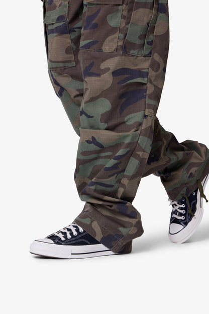 Ultra Baggy Cargo Pants - Camo