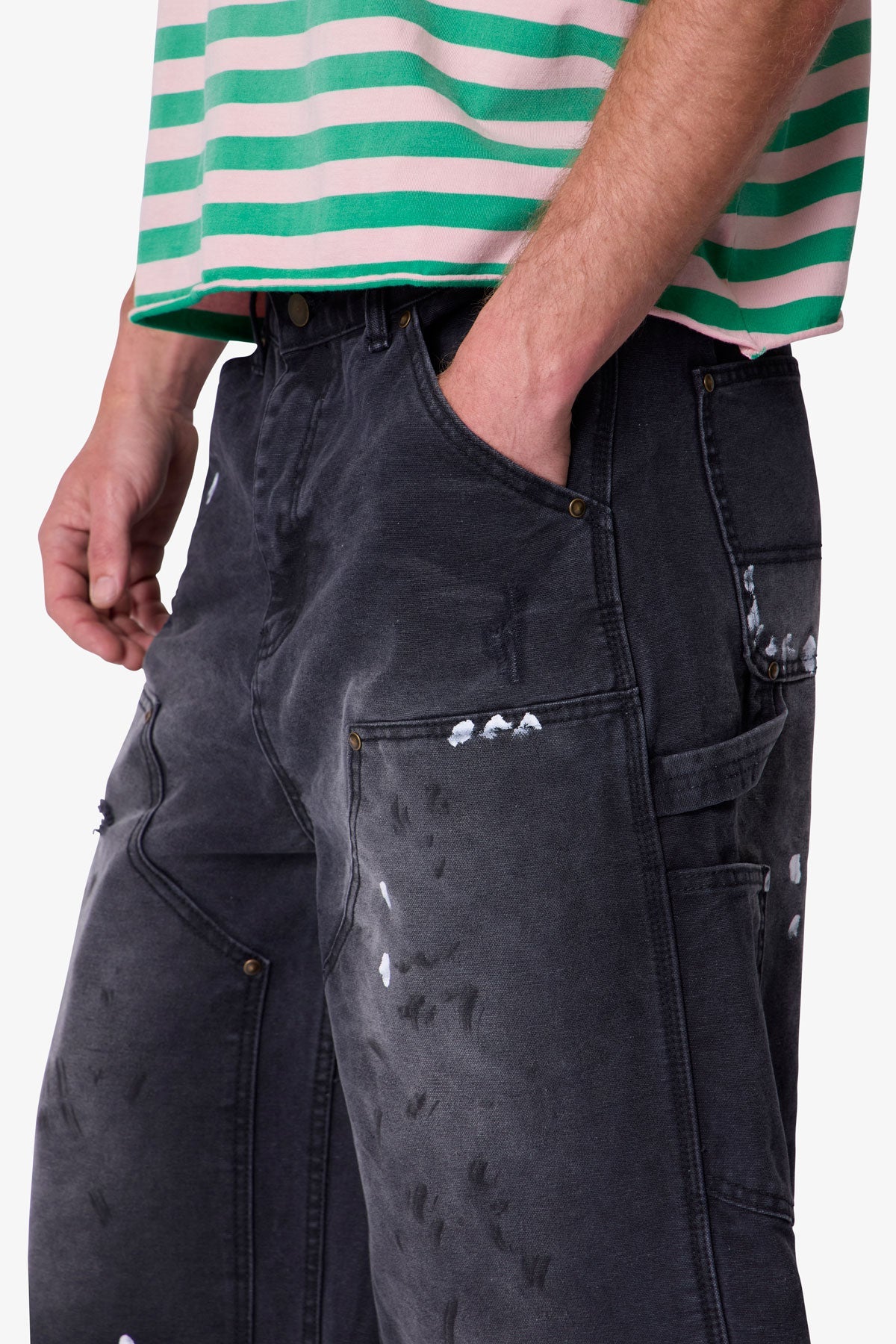 Ultra Baggy Distressed Carpenter Shorts - Black