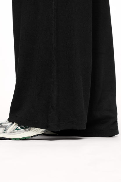 Slinky Rib Streamline Pant | Black