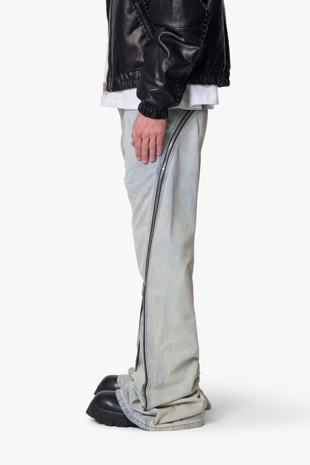 Zipper Extra Flare Denim - Light Vintage
