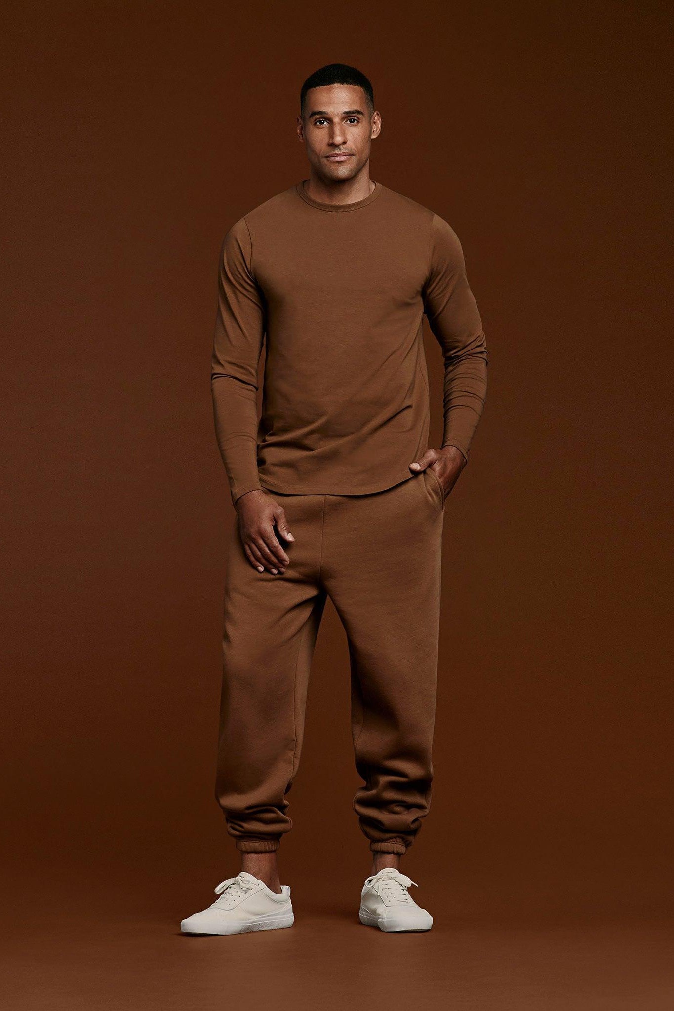 Long Sleeve Curved Hem T-Shirt | Chocolate