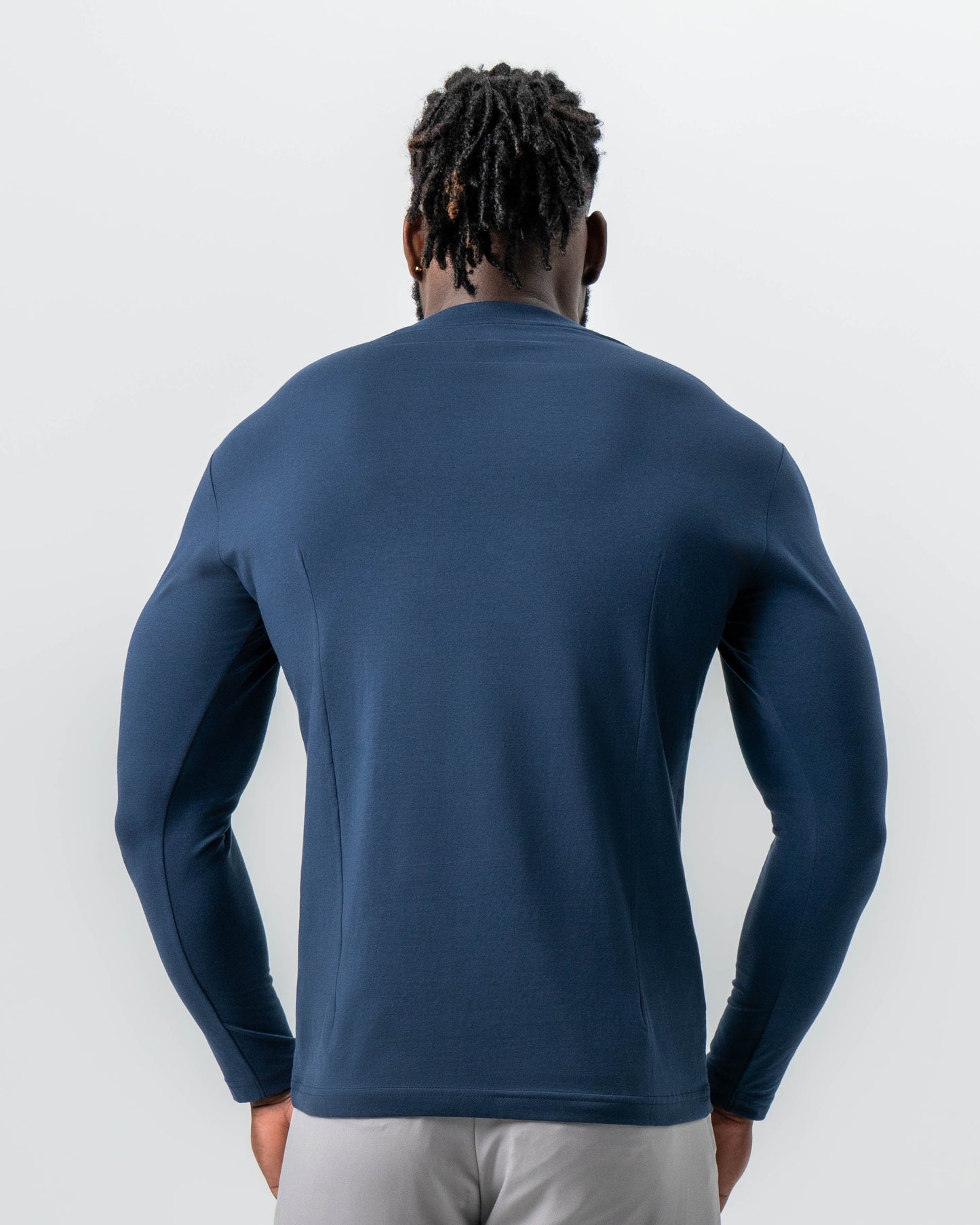 "The Ridgefield" Navy Long Sleeve Crewneck